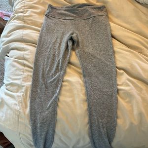 Grey ivivva leggings